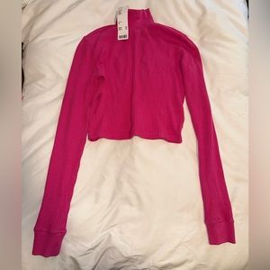 NWT Urban Outfitters Pink Cropped Turtleneck Sweater. Size XS